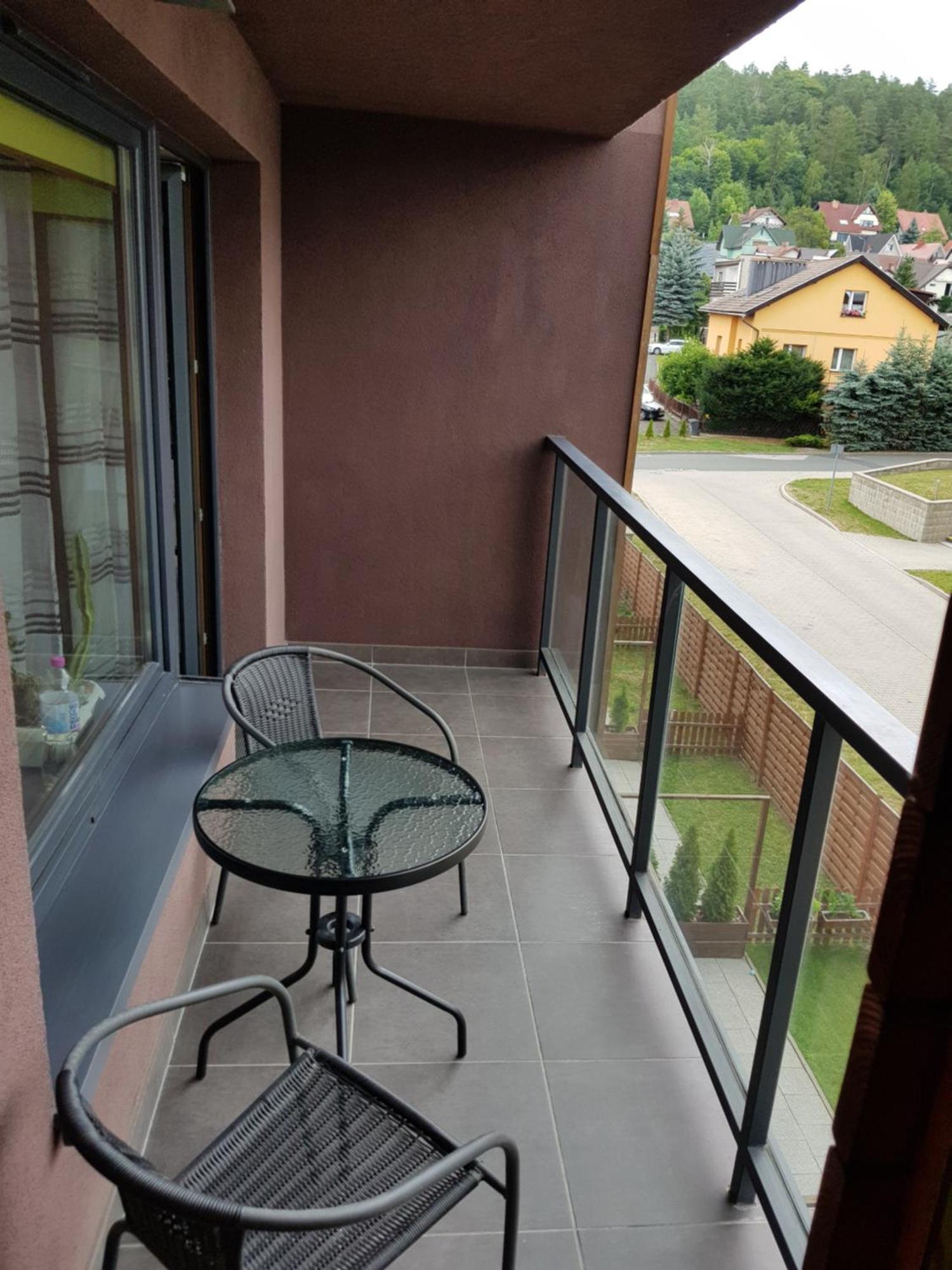Apartament Jelenia Gora - Cieplice Екстериор снимка