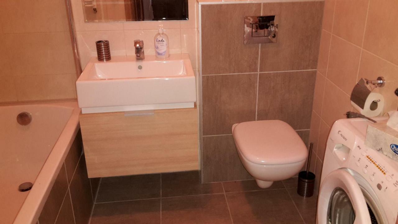Apartament Jelenia Gora - Cieplice Екстериор снимка